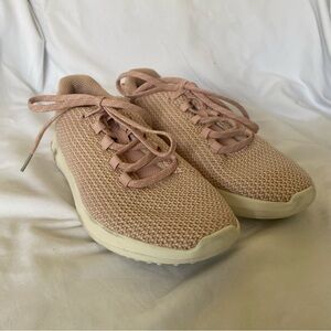 Under Armour Lightweight Breathable Sneakers Pink Size 7
